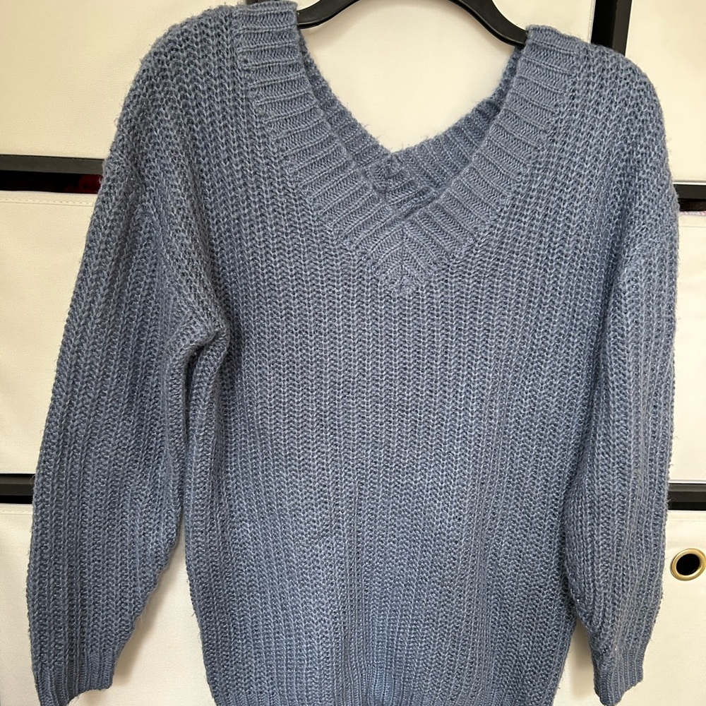 Rue 21 Dusty Blue Long sleeved relaxed fit Sweater size Small